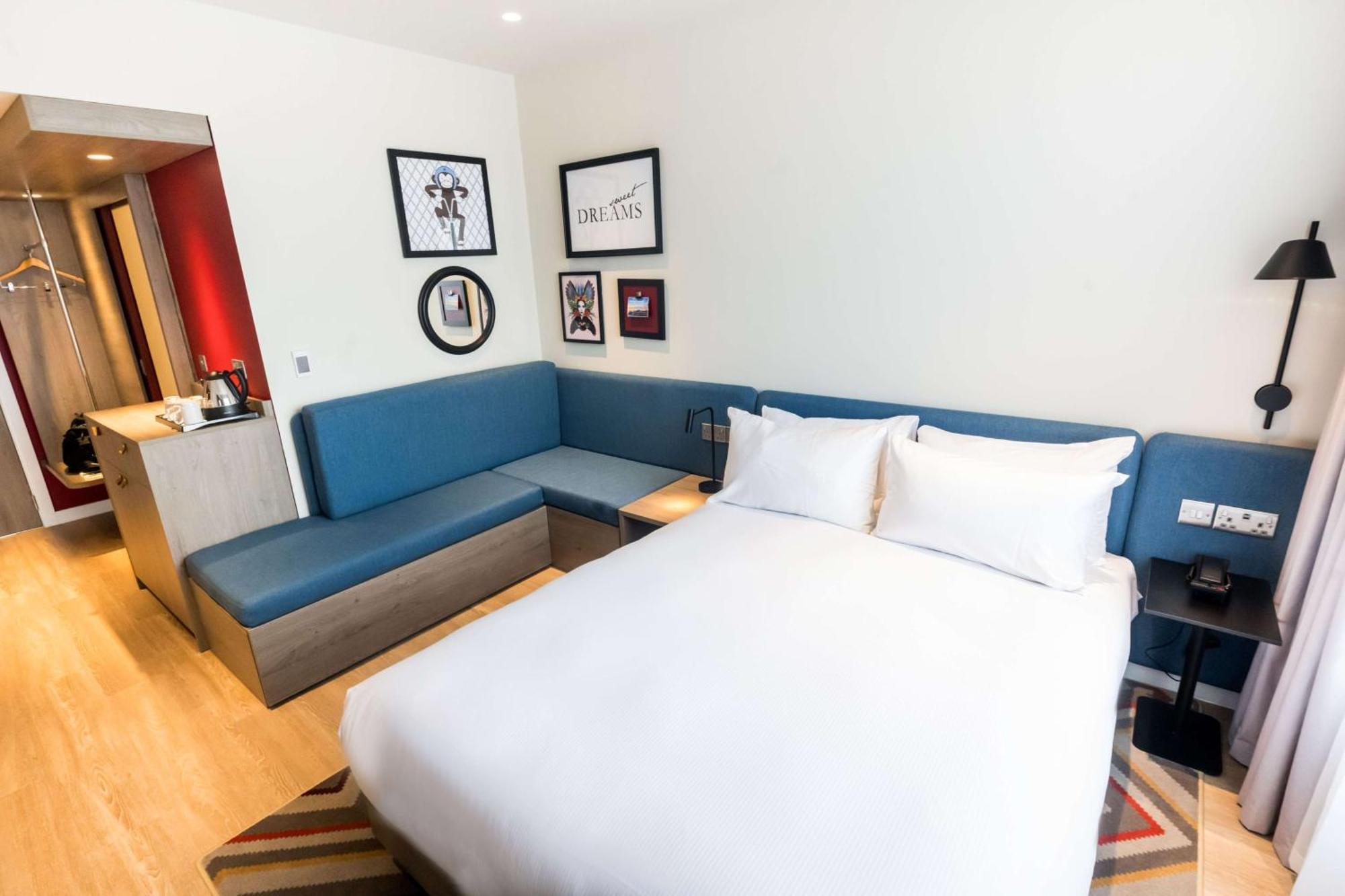 Отель Hampton By Hilton