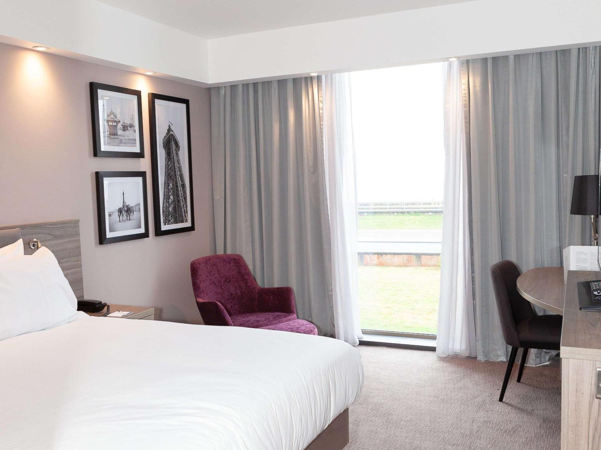 Hotel Hampton By Hilton 3*